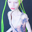Tamikan Space Gal Kioni with Curious faceplate and Arctic skin tone