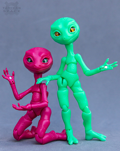 One Little Reptiloid, Nibiru and Krypton tints